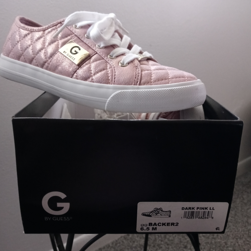 COPY - Ladies snickers